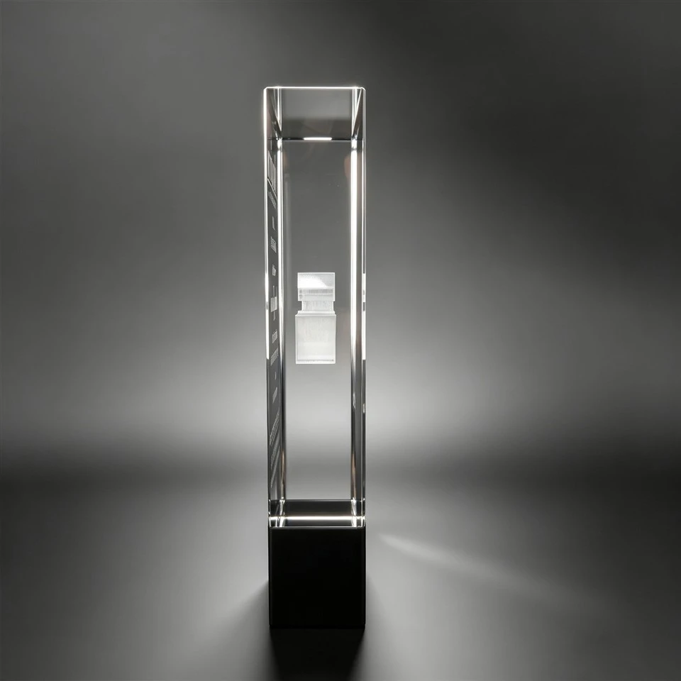 Vertical Rectangle Black Base Crystal Plaque best